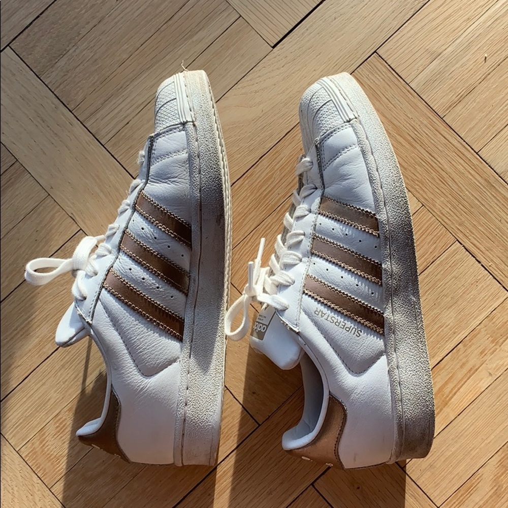 Adidas Superstar - Picture 2 of 5